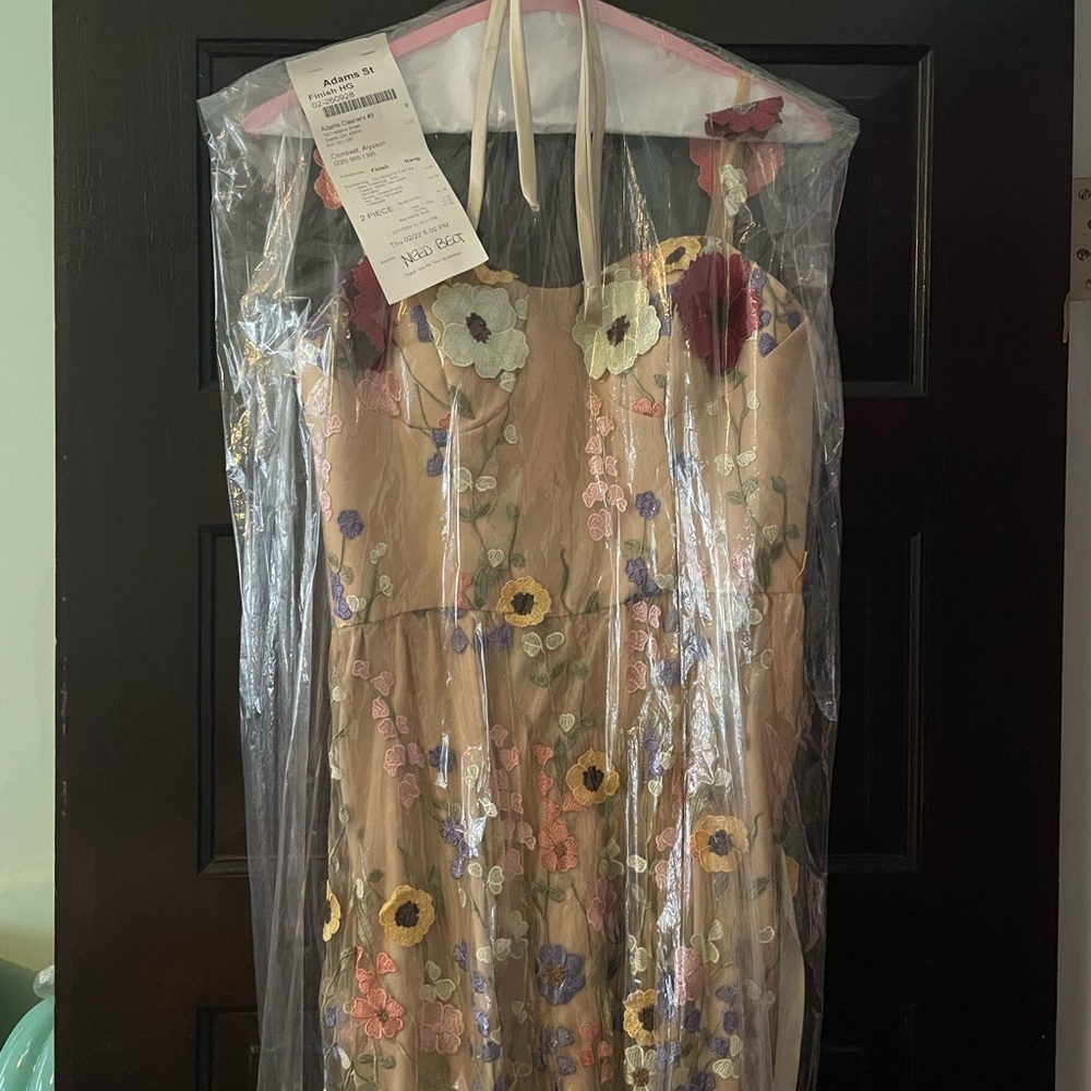 Teuta Matoshi Style Floral Garden Party Gown - Picture 5 of 10